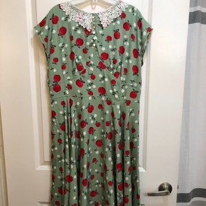 NWT Apple Print Vintage Dress